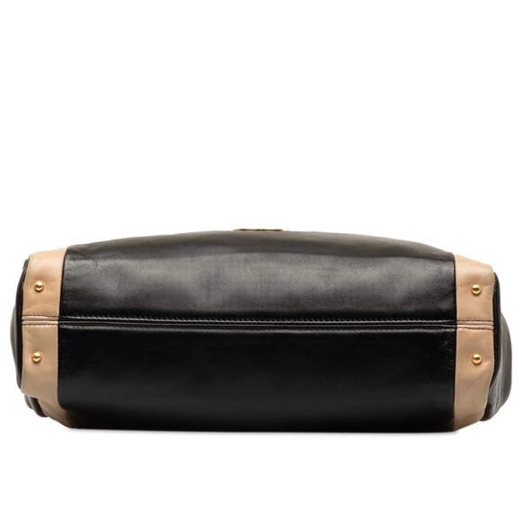 RARE Chanel Olsen Lambskin Hobo Bag - Picture 7 of 15